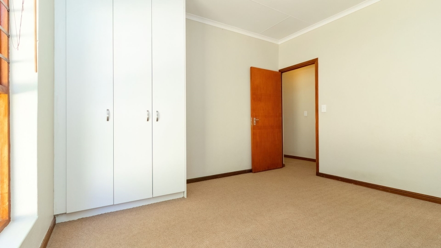 3 Bedroom Property for Sale in Sandbaai Western Cape